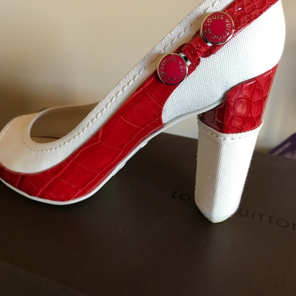 COPY - LV red and white linen and leather pumps. - Picture 5 of 6